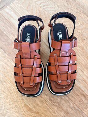Labucq Boomer - Tan, size 37, Chunky Fisherman Sandal